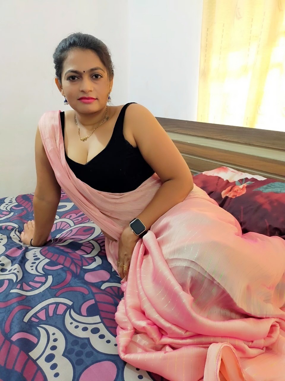 New town Full satisfied independent call Girl  hours available girls
