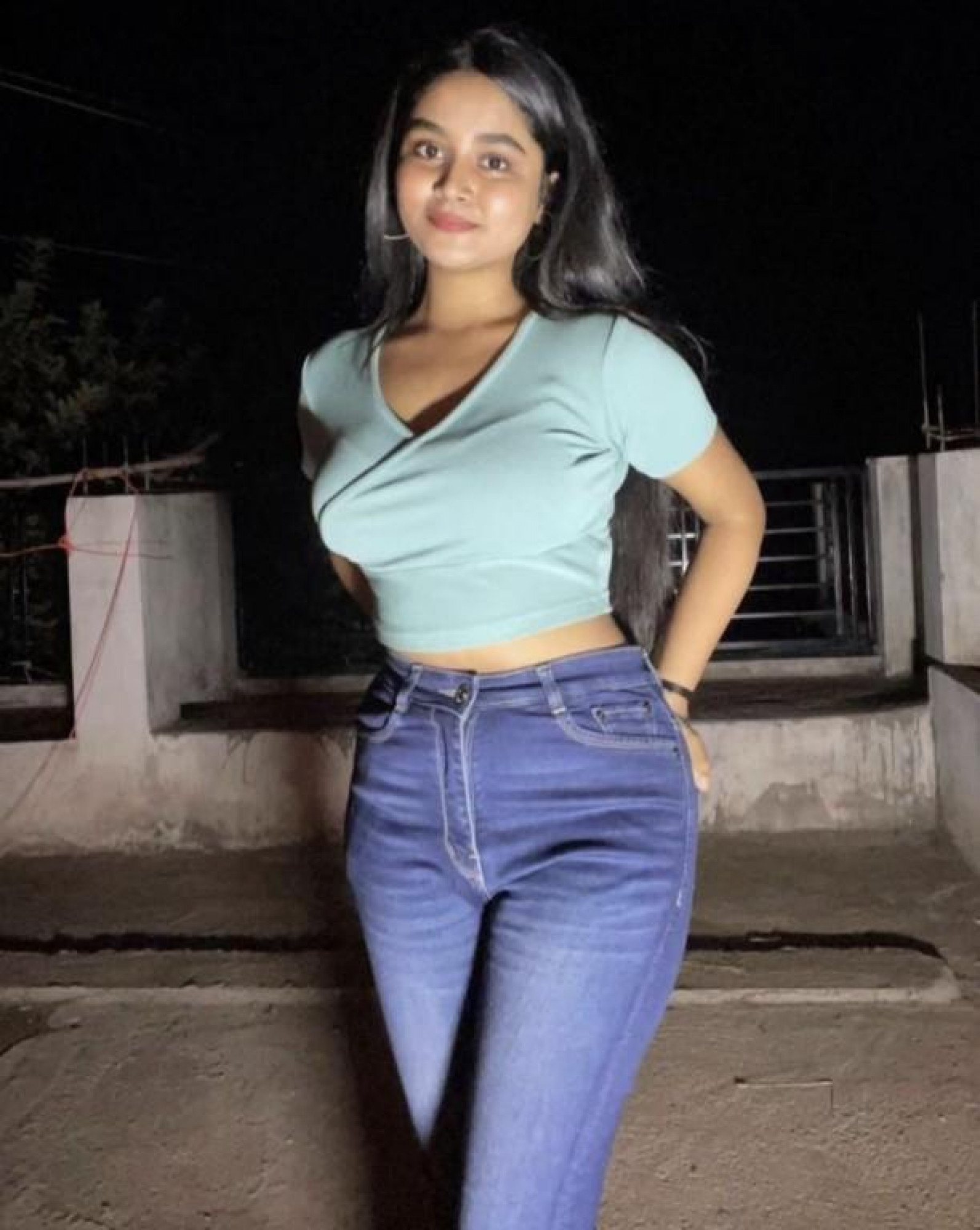 Call Girls In Munirka Metro 𝟖𝟒𝟒𝟕𝟕𝟏𝟯𝟯𝟖𝟰 Escorts ServiCe In Delhi Ncr