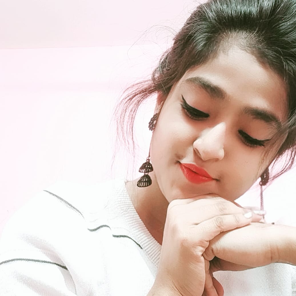 Call girl in Kolkata Newtown hotel and home service