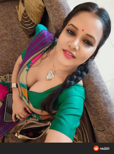 Tamil aunty hot sex live video call service and full hot full body and full live video call service and sex video full b
