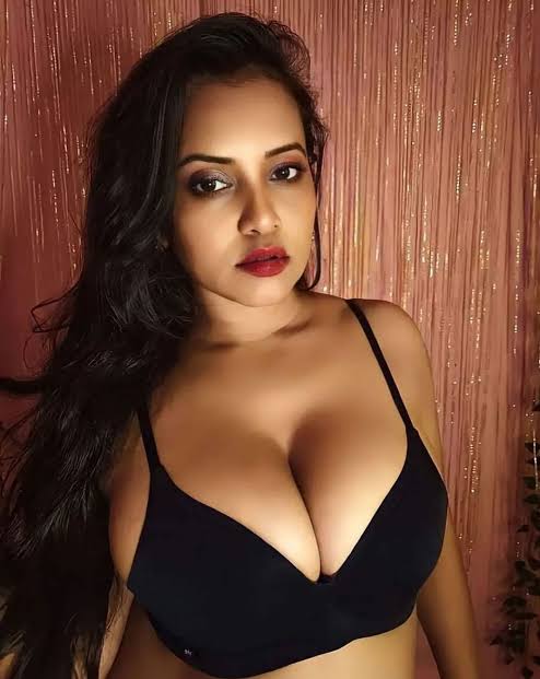 Meerut Call girl escort 𝟵𝟴𝟮𝟳𝟬𝟵𝟬𝟱𝟳𝟴 Call me punam call girls * hour available