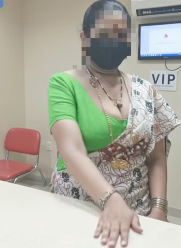 Tamil sexy house wife phone sex video call sex chat,