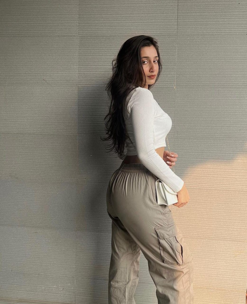 Hand to hand payment no advance %