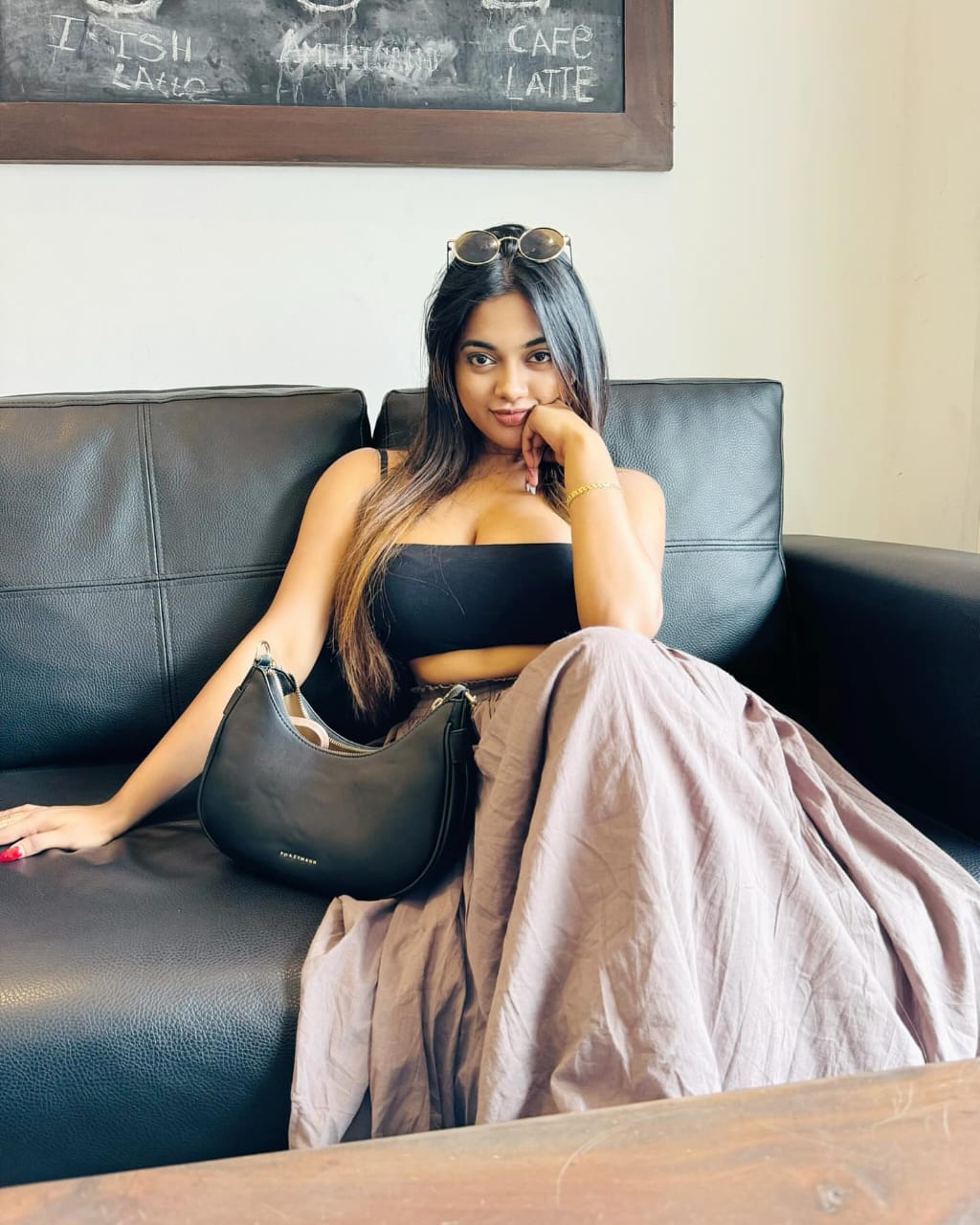 Raipur  𝙏𝙧𝙪𝙨𝙩𝙚𝙙 Vishakha✨ good quality Full safe  hours available % genius service call