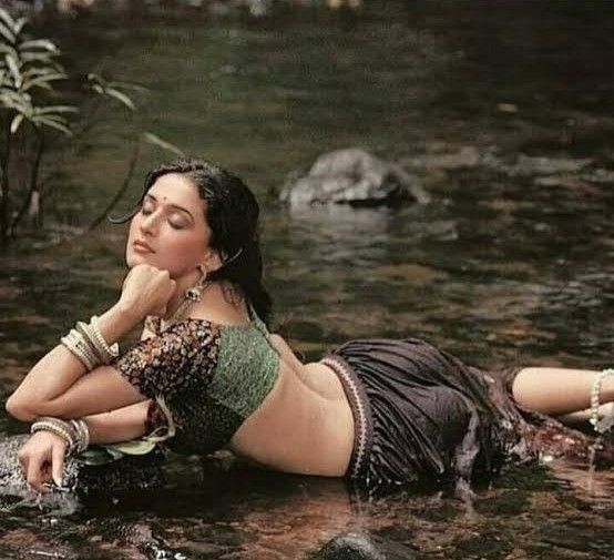 𝟳𝟖𝟯𝟖𝟖𝟗𝟮𝟯𝟯𝟵 Cash on Delivery Low Rate New -Call Girls In Munirka Delhi