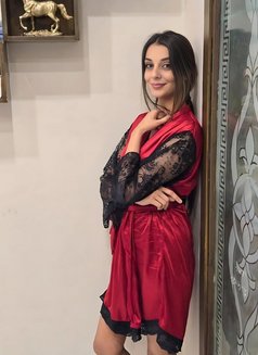 Muskan Call Girls In Delhi 𝟗𝟴𝟭𝟭𝟲𝟮𝟓𝟯𝟮𝟓 Russian Indian Escorts ★★ ★star Luxury Hotels