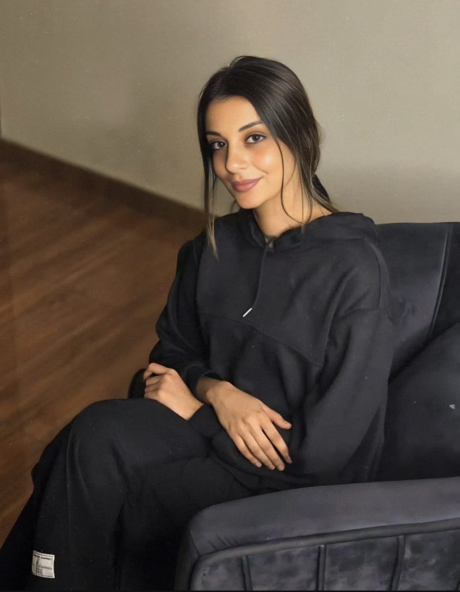 Muskan Call Girls In Delhi 𝟗𝟴𝟭𝟭𝟲𝟮𝟓𝟯𝟮𝟓 Russian Indian Escorts ★★ ★star Luxury Hotels