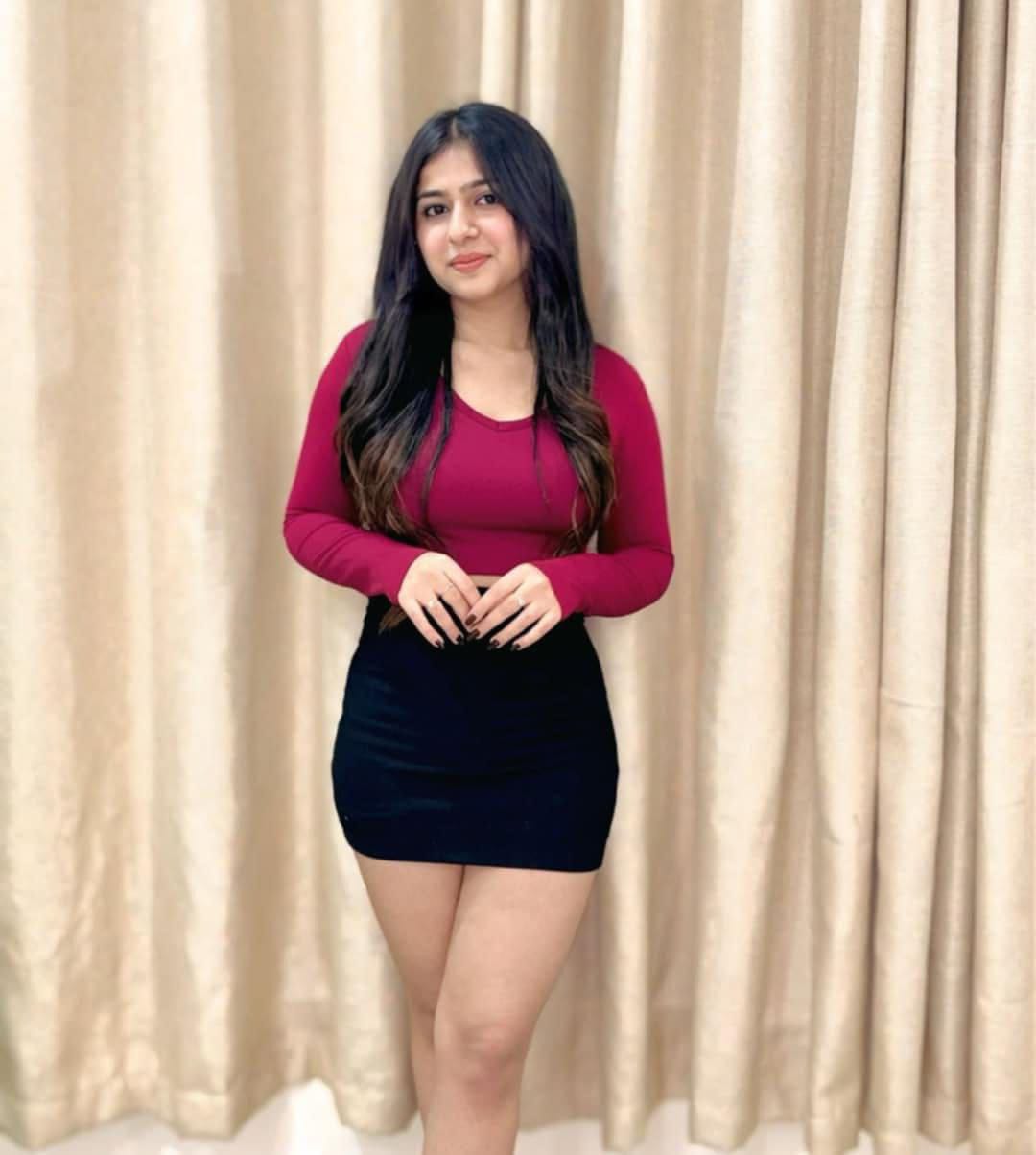 THE ROYAL ESCORT  HARD SEX SAFE AND SECURE DOORSTEP OUTCALL AND INCALL AVAILABLE IN