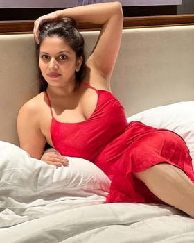 HSR layout best service available incall outcall both available full safe and secure with hotel room