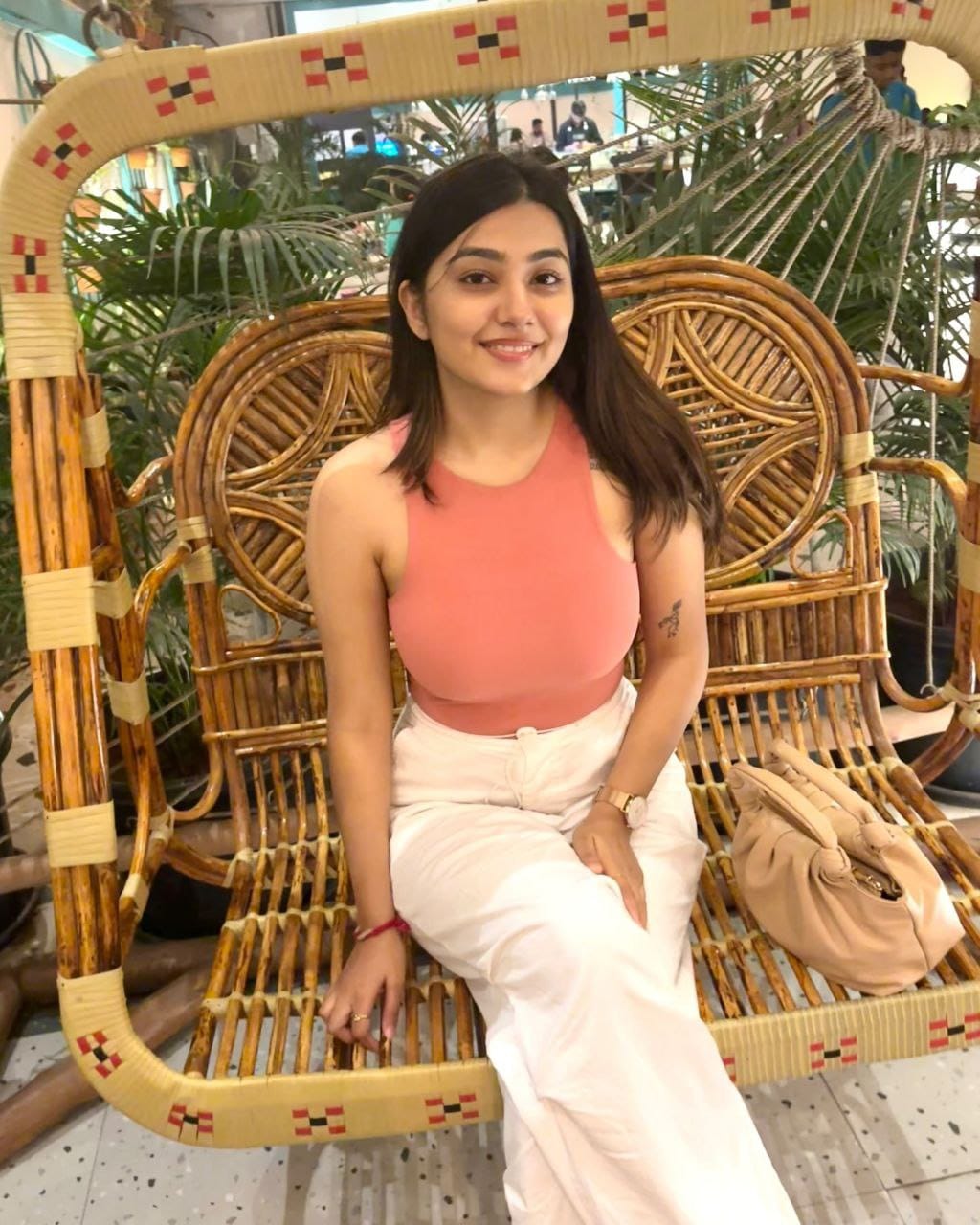 vimman nagar best service available incall outcall both available full safe and secure with hotel room