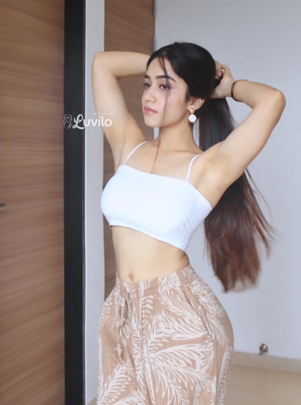 Nashik👑 𝐑𝐨𝐲𝐚𝐥 • 𝐂𝐥𝐚𝐬𝐬 • 𝐋𝐮𝐱𝐮𝐫𝐲 👑 💎 High-Profile Girls 💎 