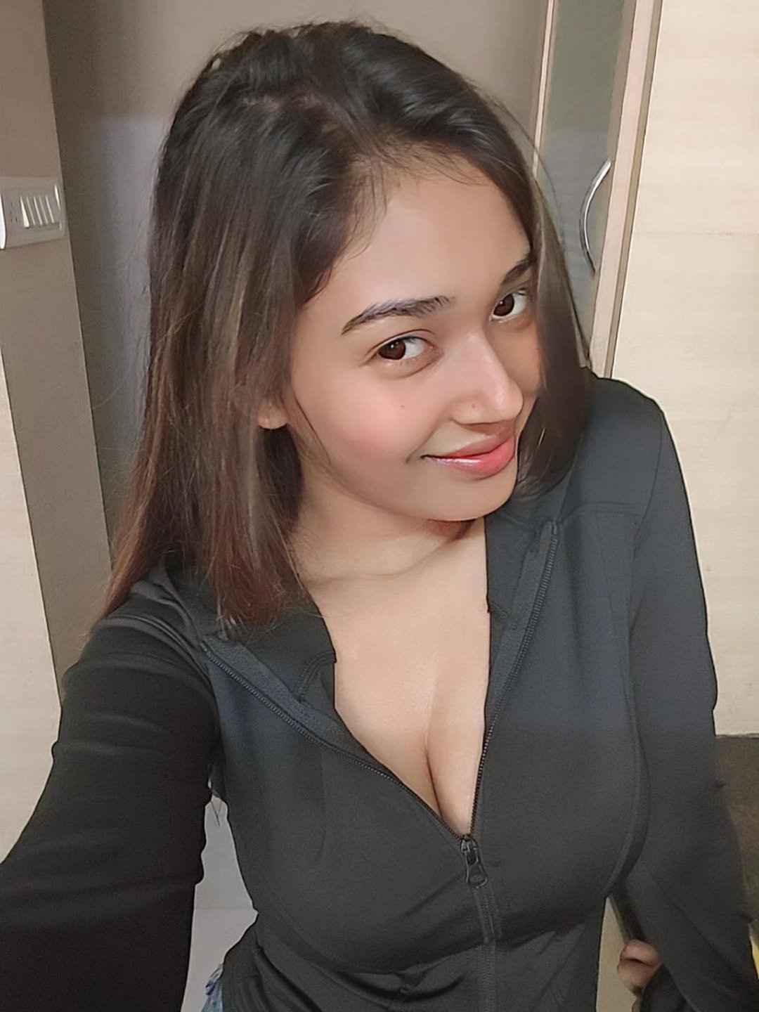 ROORKEE 📍𝐏𝐑𝐈𝐘𝐀 𝐓𝐎𝐃𝐀𝐘 𝐋𝐎𝐖-𝐏𝐑𝐈𝐂𝐄 𝐁𝐈𝐆 -𝐁𝐎𝐎𝐁�