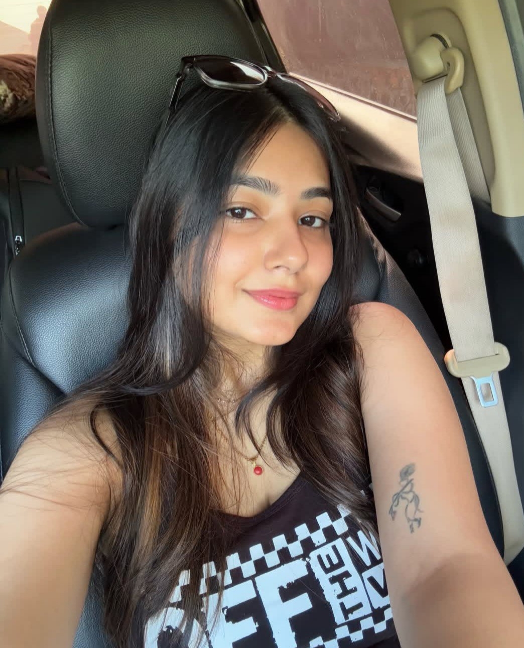 आरोह अग्रवाल HOME AND HOTEL SERVICE AVAILABLE FULL SAFE AND SECURE SERVICE AVAILABLE