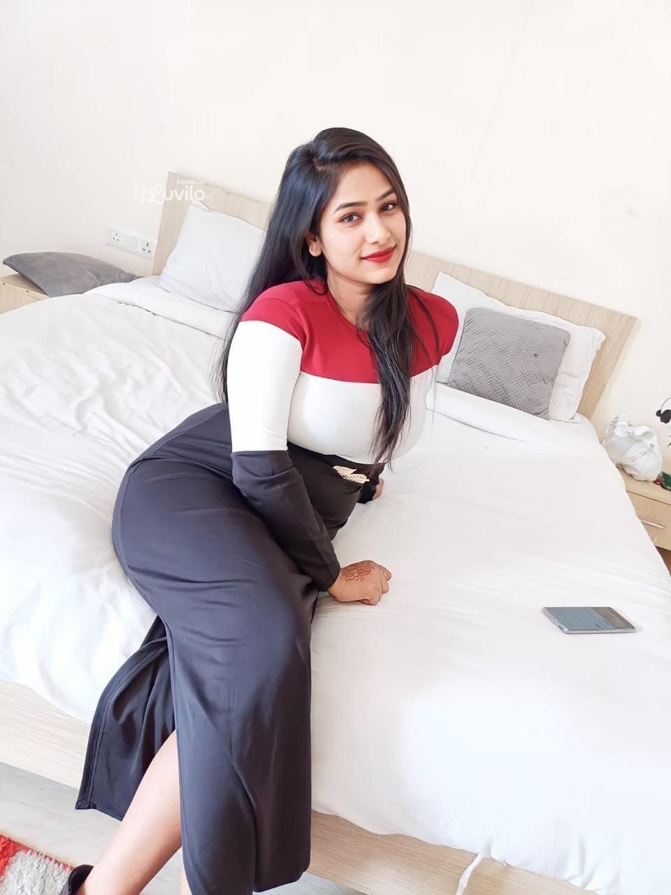 AHEMDABAD ALL AREA PROVIDE GENUINE SERVICE VIP MODELS AVAILABLE JUST BOOKED