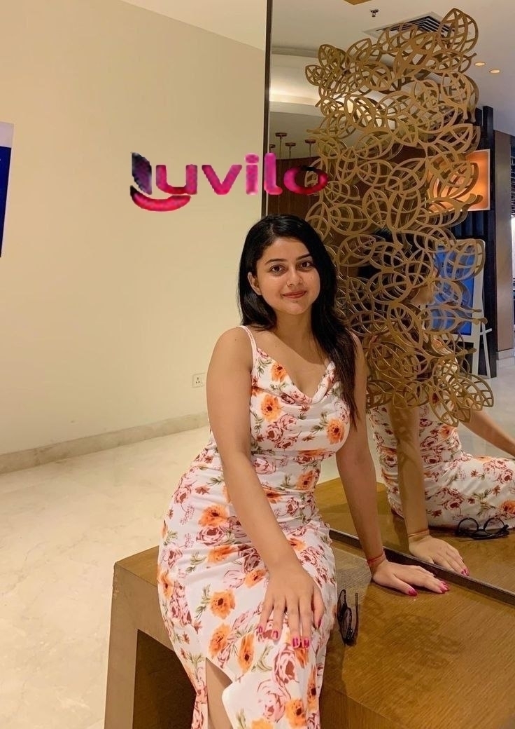 THE ROYAL ESCORT - HARD SEX % SAFE AND SECURE DOORSTEP OUTCALL AND INCALL AVAILABLE IN