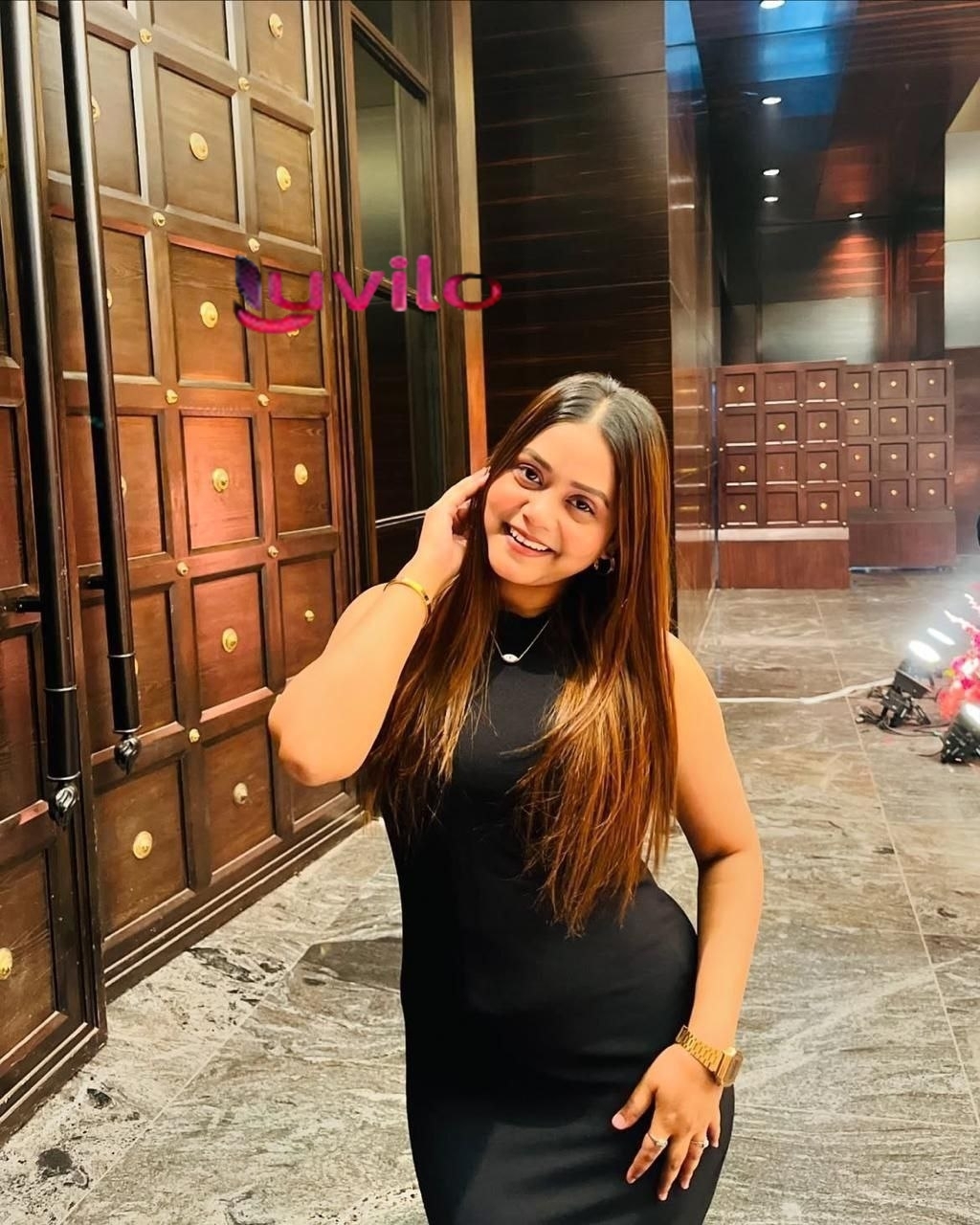 THE ROYAL ESCORT - HARD SEX % SAFE AND SECURE DOORSTEP OUTCALL AND INCALL AVAILABLE IN