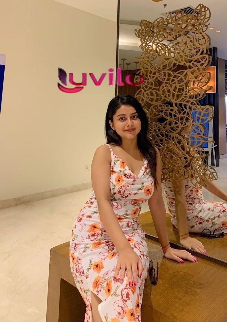 THE ROYAL ESCORT - HARD SEX % SAFE AND SECURE DOORSTEP OUTCALL AND INCALL AVAILABLE IN