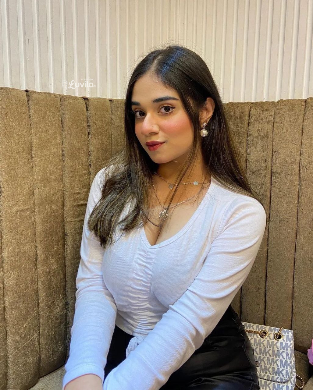 No advance Indefident College Girl Available In Your Nearby Area