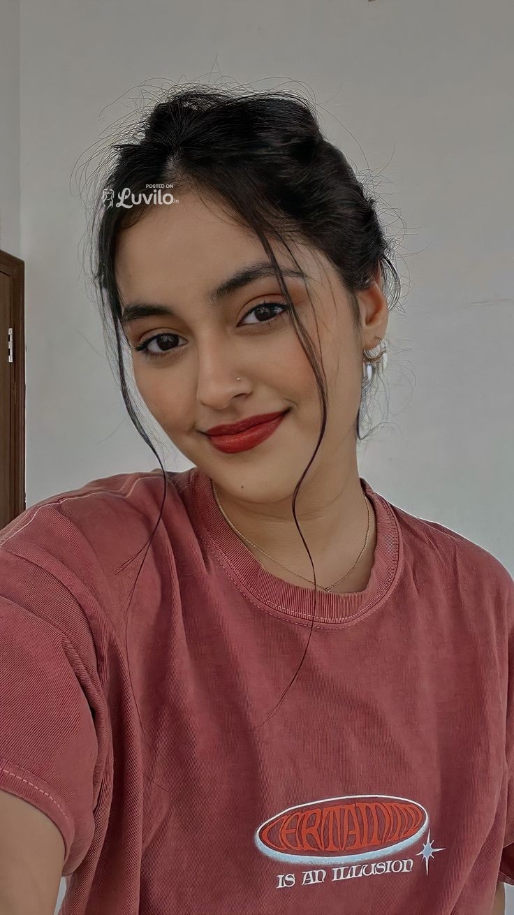 Hyderabad only cash payment genuine service independent girls high profile girls  hours available hand to hand payment