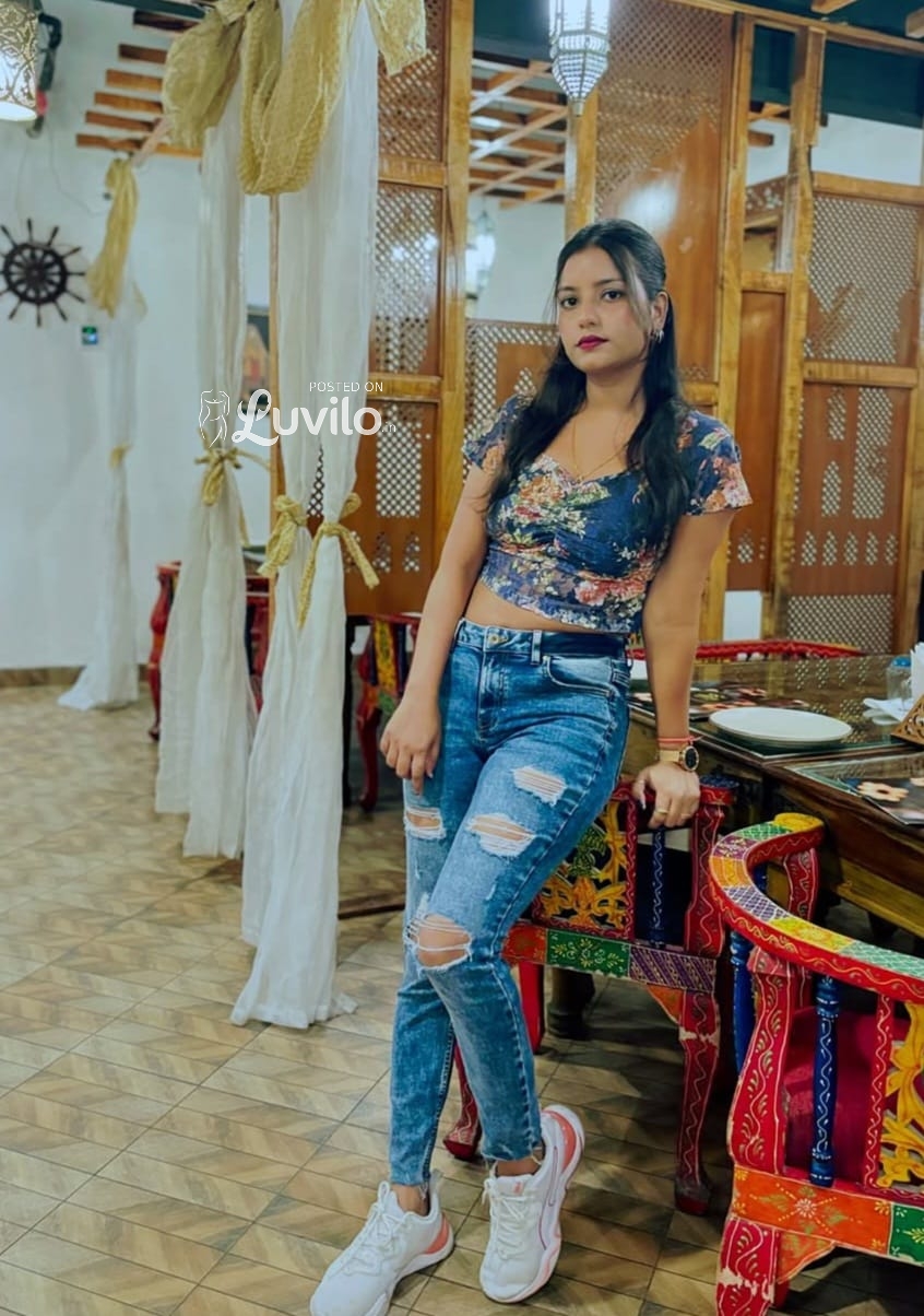 SIMRAN,,,,ARYA 🙋VIP sex ✔️low price 💯genuine service Full night 🌃 👉unlimited shot 💄without condom �