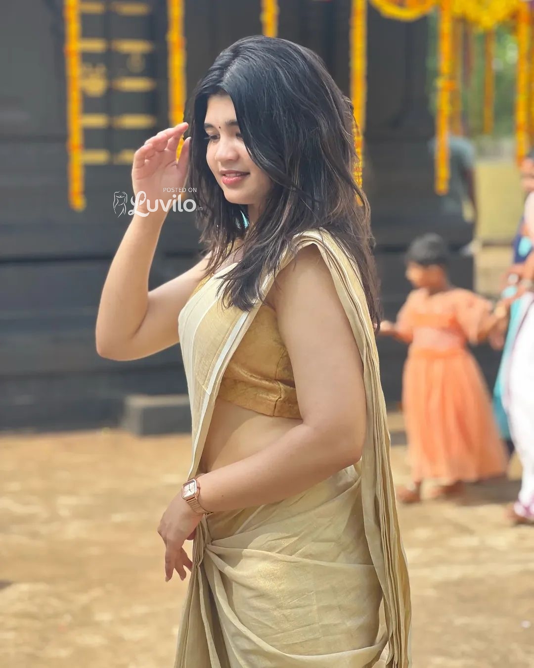 Hello guys I am Ayushi 💯 HAND TO HAND PAYMENT NO ADVANCE PAYMENT safe and Secure service Hotel & Home Available