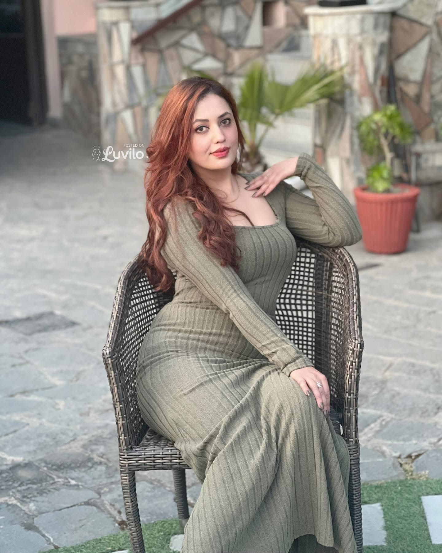 Hello guys I am Ayushi 💯 HAND TO HAND PAYMENT NO ADVANCE PAYMENT safe and Secure service Hotel & Home Available