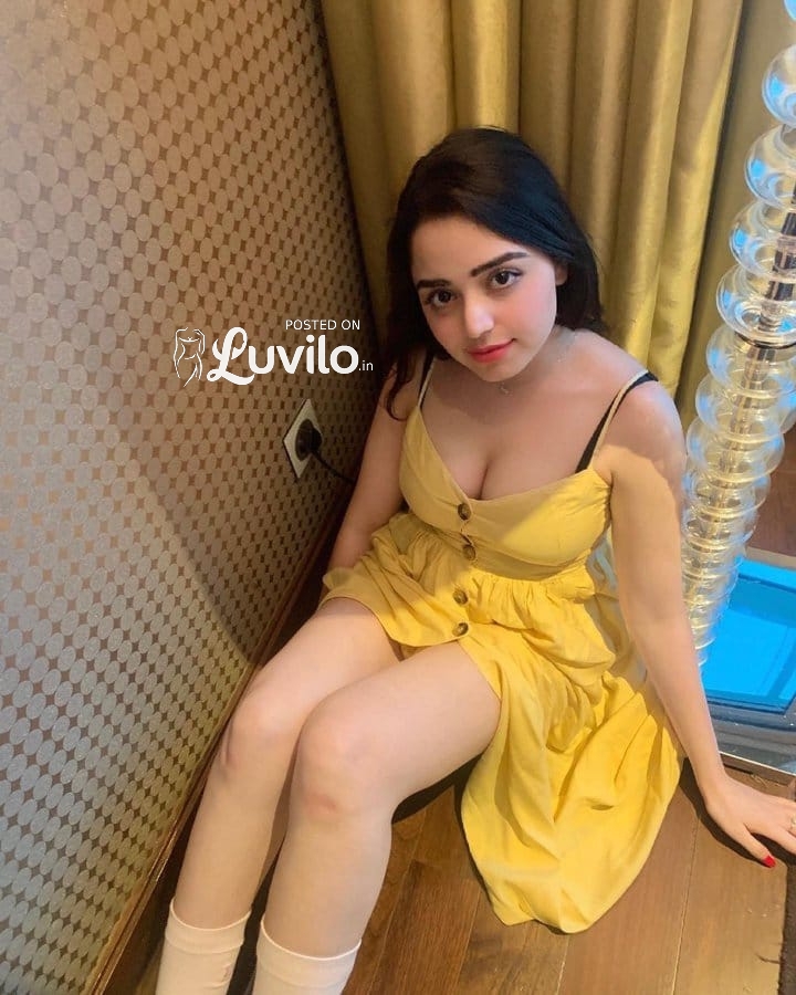 Myself Divya Delhi City college girl and house wife available  he